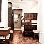Casa De La Sera 4* עיר רודוס