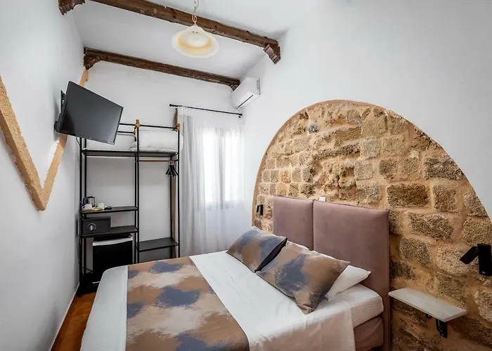 Casa De La Sera Pensionat Rhodes City