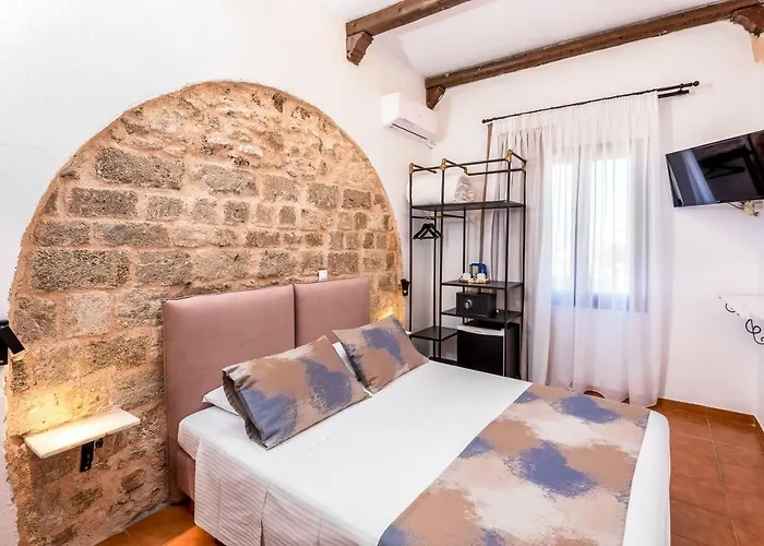 Pensionat Casa De La Sera