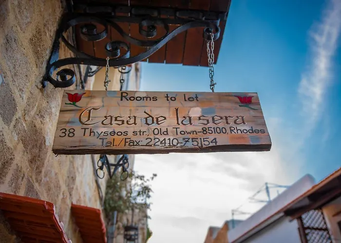 게스트하우스 Casa De La Sera 3*